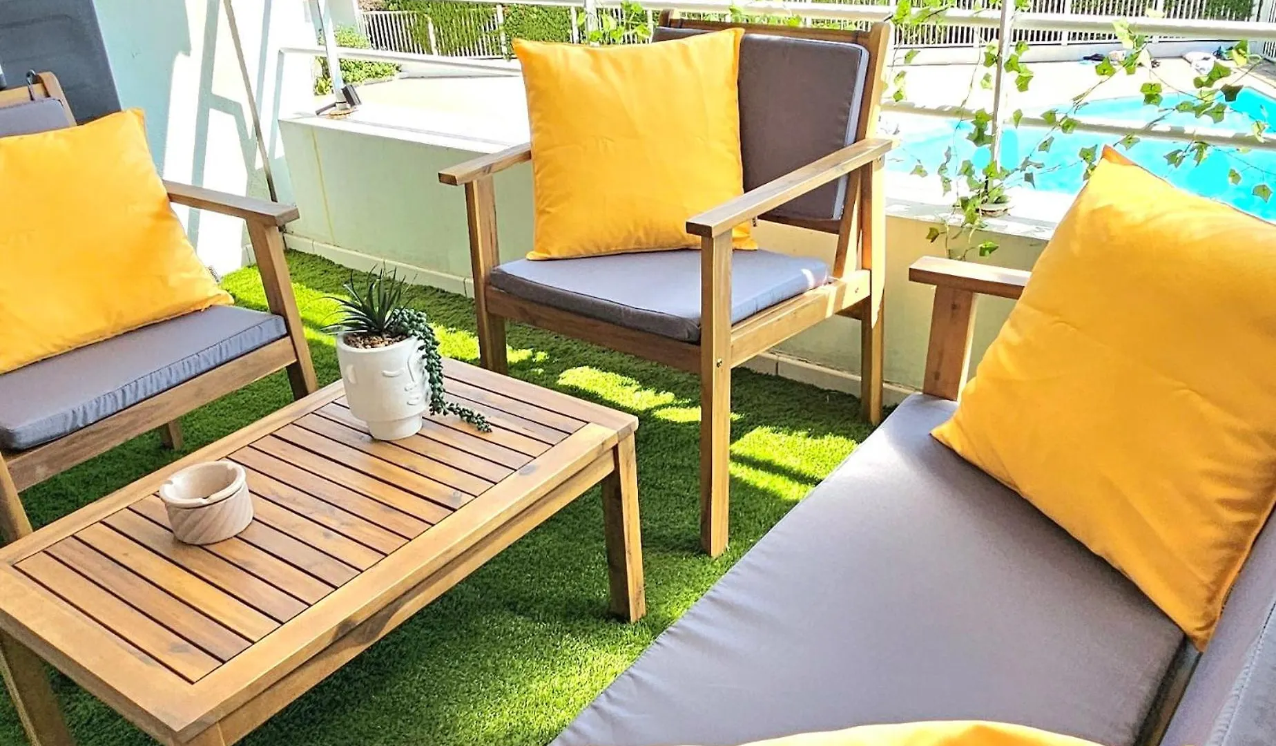 Appartement Bord De Mer, Piscine Villeneuve-Loubet