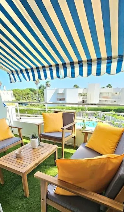 Appartement Bord De Mer, Piscine Villeneuve-Loubet Apartment